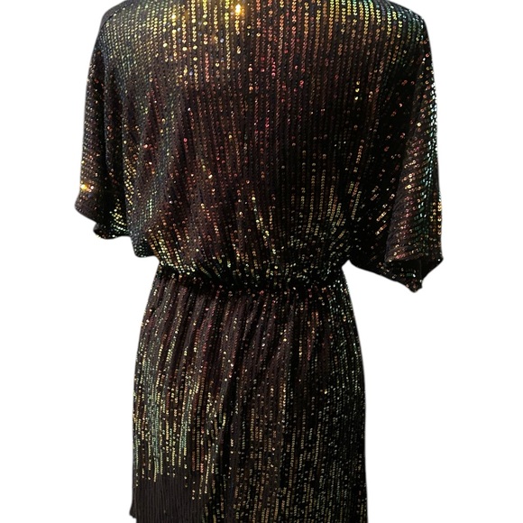 Black iridescent mini dress with v-neck design and dolman sleeves. - Picture 5 of 6